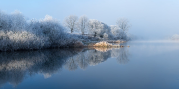 Tech Essentials: Must-Have Gadgets for Modern Travelers