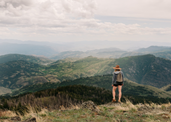 Planning the Perfect Family Road Trip: Tips and Tricks for a Smooth Journey